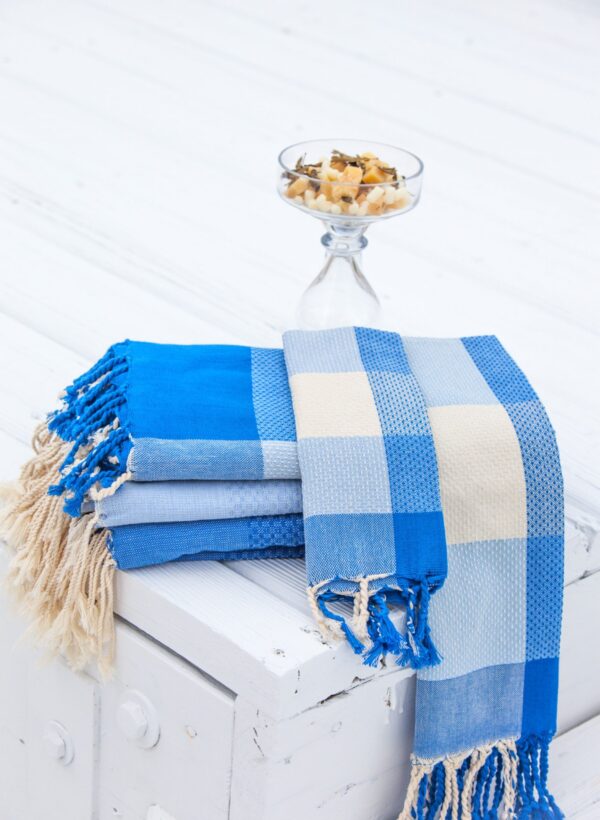 Tiny Guest Towel Asymmetrical Stripes