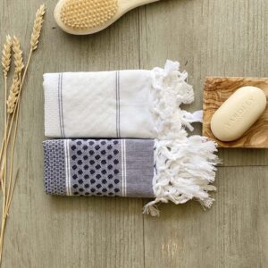 Guest Towel Honeycomb Polka Dots Jacquard