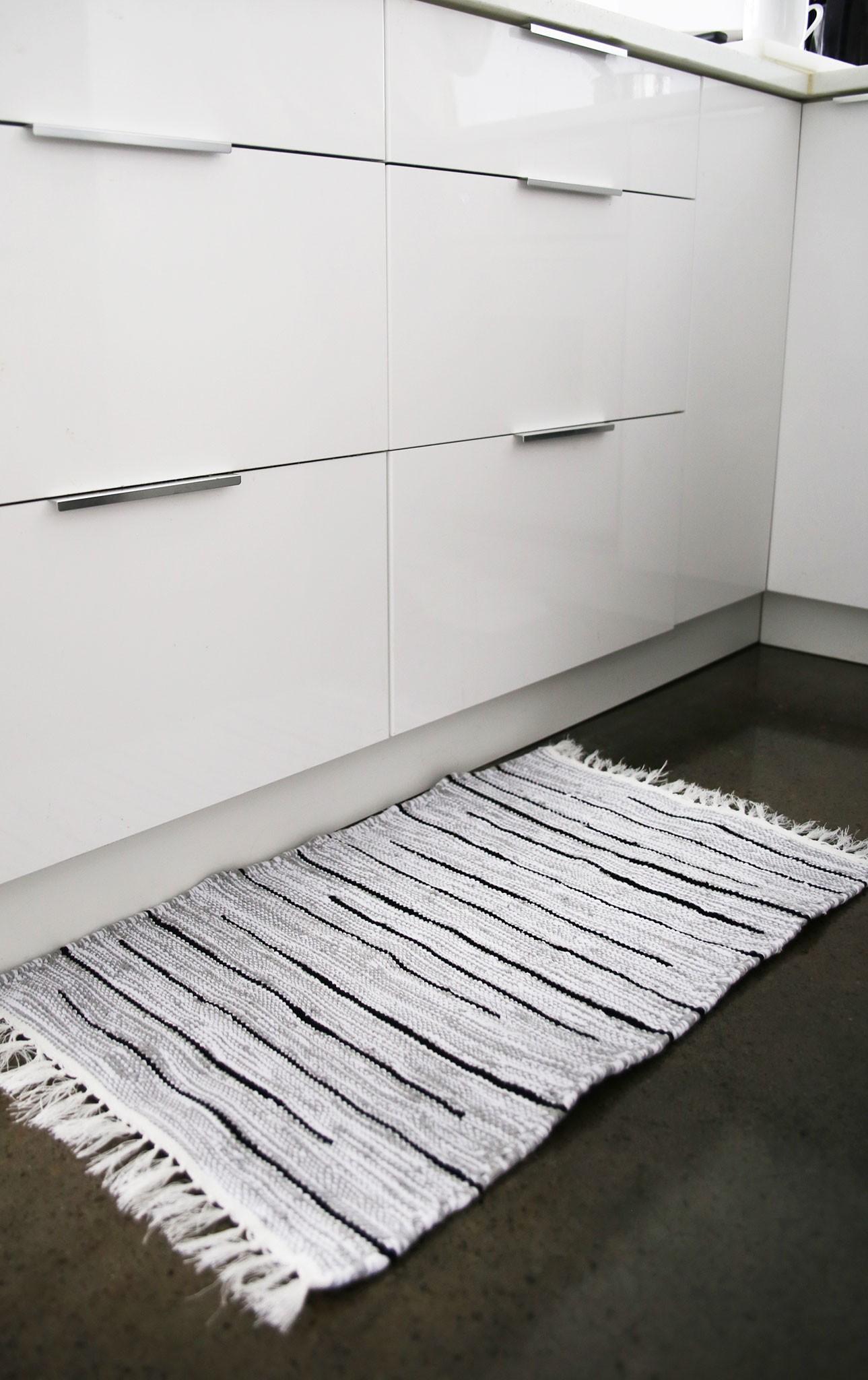 Small Chine Hand Woven Recycled Cotton Rug Scents Feel Small Chine Hand Woven Recycled Cotton