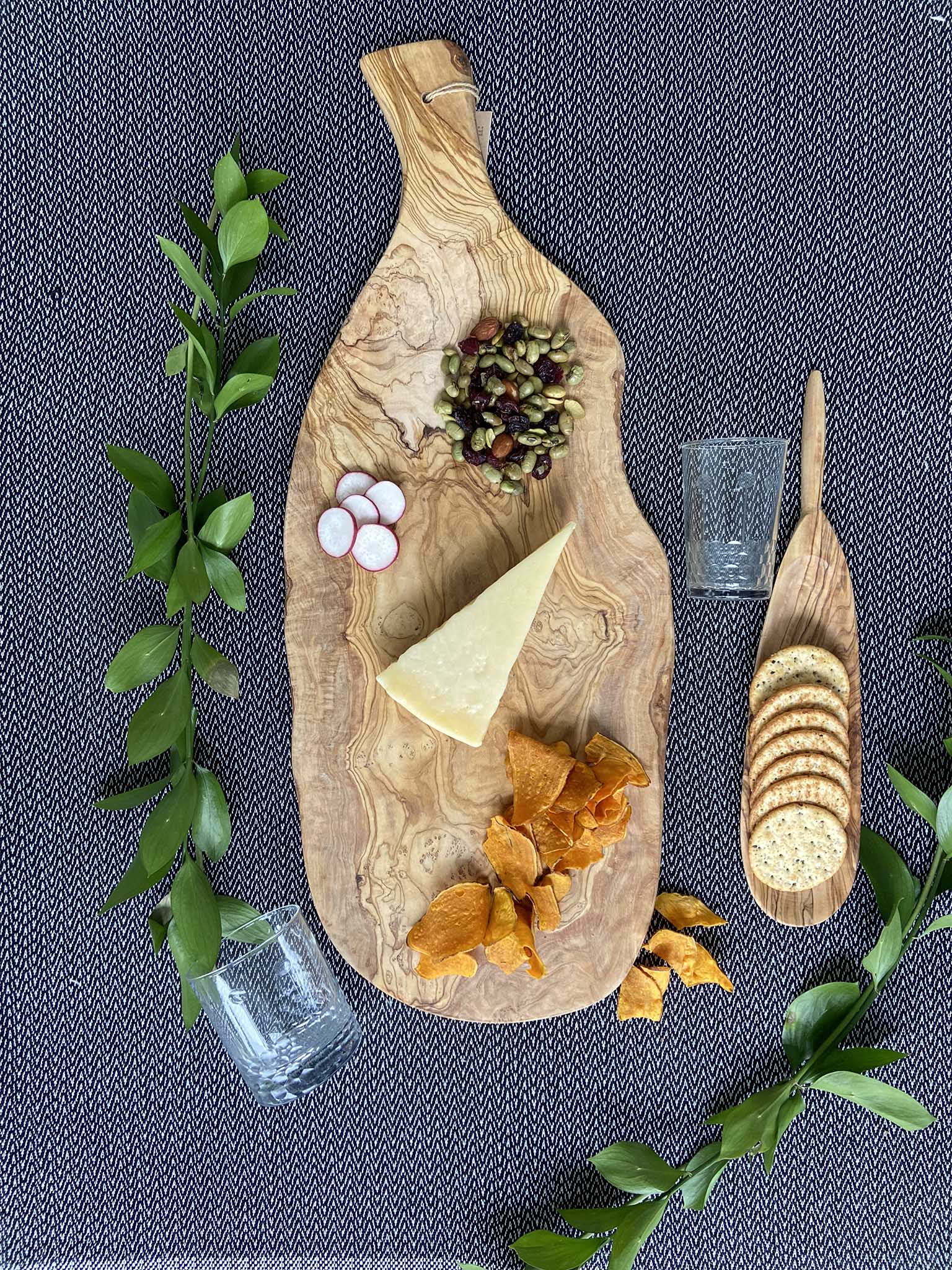 Olive Wood Large Cheese-Serving Board