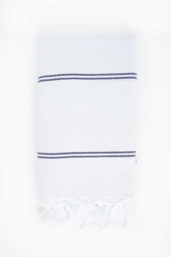 a Bath Towel Polka Dots White