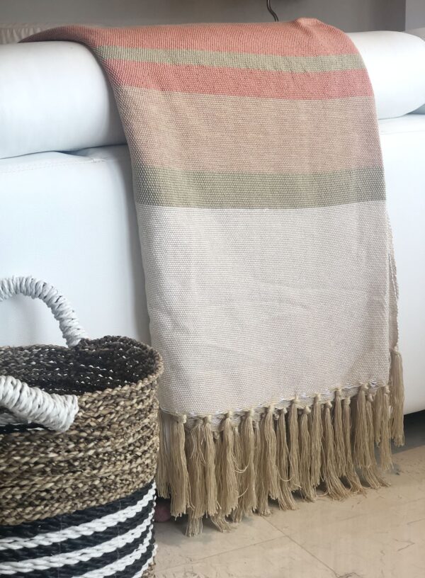 throw tricolor Beige Red