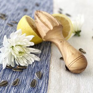 Olive Wood Lemon Squeezer 6"
