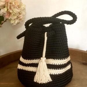 Bicolor Crochet Tote