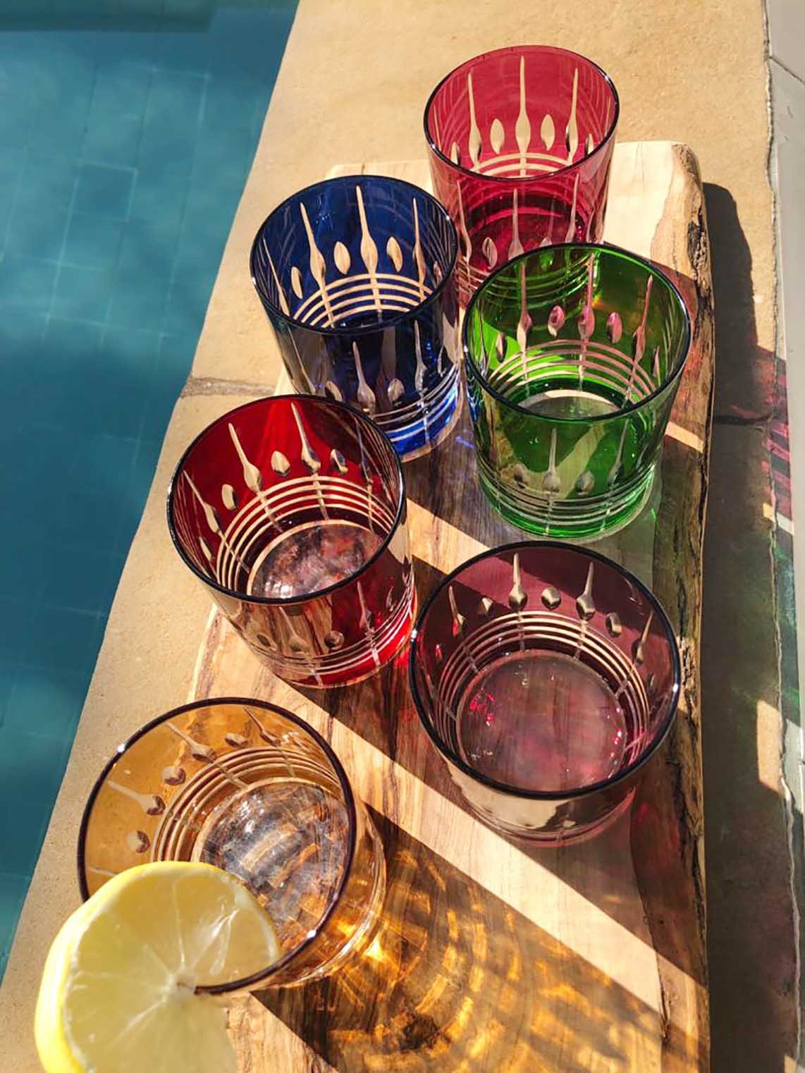 Set of 6 Drinking Color Glasses Carved Drops – Scents & Feel