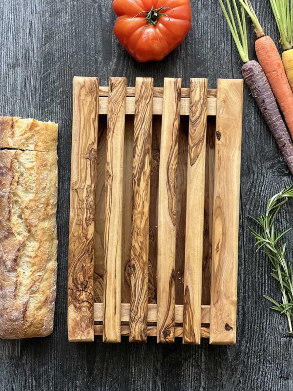 Bread Cutting Board with Crumb Catcher