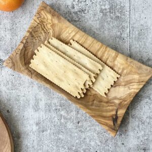 OLIVE WOOD RECTANGULAR TAPAS DISH