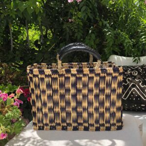 Medium Straw Basket Bicolor Checkers
